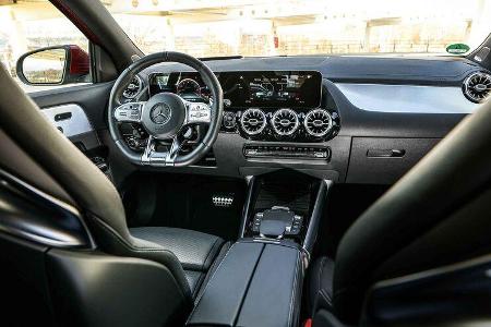 Mercedes-AMG GLA 35