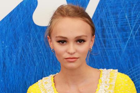 Die dunklen Augen verdankt Lily-Rose Depp (18) Papa Johnny (54), den sinnlichen Mund ihrer Mama Vanessa Paradis (45). Der Na...