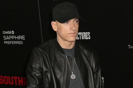 Dass Eminem noch am Leben ist, gleicht einem Wunder. Seiner eigenen Aussage nach, hat der Rapper alles geschluckt, was es ga...