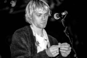 Haarsträhnen von Kurt Cobain bringen 14.000 Dollar ein