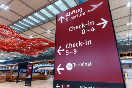 Innenansicht von Terminale 1 auf der Baustelle des Flughafen...