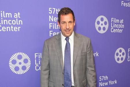 Platz neun belegt mit 41 Millionen US-Dollar (35 Millionen Euro) Comedy-Schwergewicht Adam Sandler, der kürzlich einen lukra...