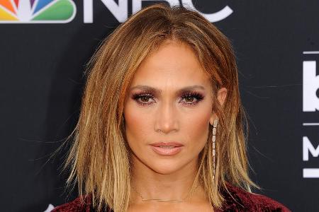 Jennifer Lopez ist seit ihrer Trennung von Ex-Baseball-Profi Alexander Rodríguez wieder zu haben.