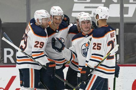 Draisaitl und Kahun mit den Oilers in den Play-offs gegen die Jets