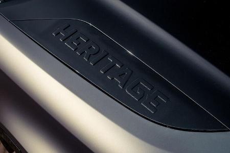 04/2021, Heritage Customs Valiance auf Basis Land Rover Defender