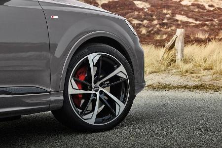 Audi Q8 S Line Competition Plus