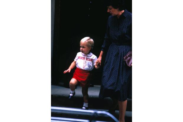 June 21, 2006 - PRINCE WILLIAM AND BARBARA BARNES . JIM BENN...