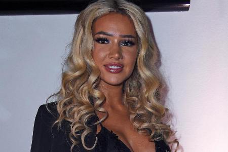 Shirin David darf sich über eine Nummer eins in den Charts freuen. Shirin David darf sich über eine Nummer eins in den Charts freuen.