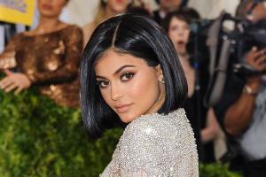 Kylie Jenner nimmt Markt für Bademoden ins Visier