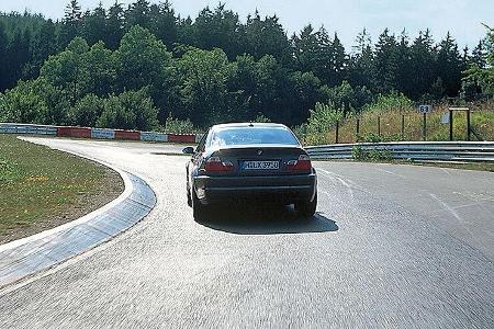 Nach dieser kurzen Highspeed Passage kommt das Hatzenbach-Geschlängel.