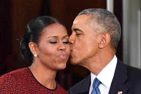 ...angelaufen sind. Die Doku 'Becoming' erzählt von Michelle Obamas Leben, in 'Waffles and Mochi' tritt Michelle mit Puppen ...