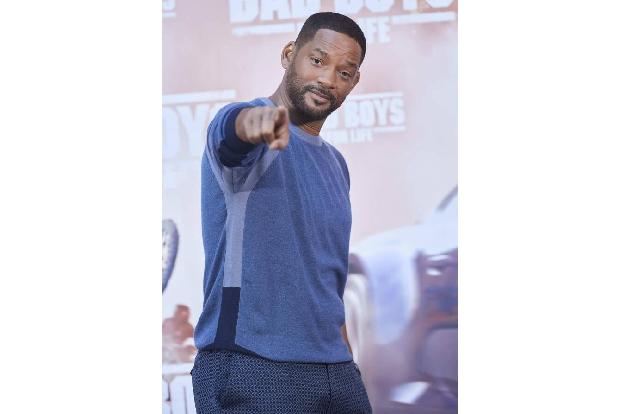 2017 produzierte Netflix den Action-Sci/Fi-Streifen 'Bright' mit Will Smith. Der fiel bei allen Kritikern gnadenlos durch, w...