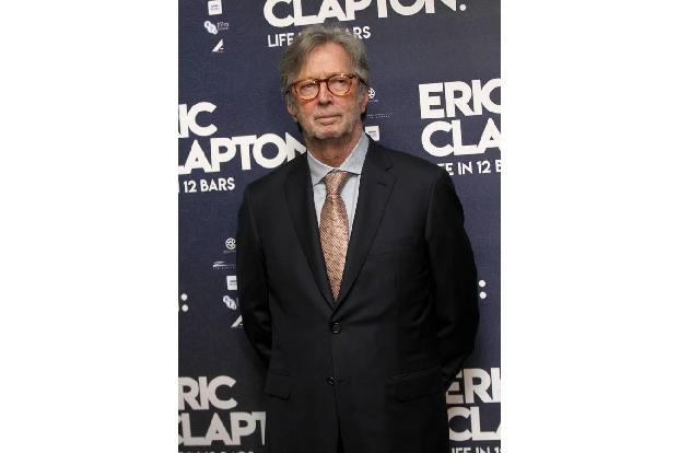 ...Eric Clapton verlor seinen gerade einmal vierjährigen Sohn Conor 1991 bei einem Sturz aus dem Fenster eines Hochhauses. E...