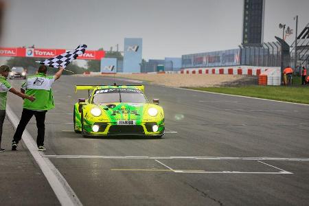 Porsche 911 GT3 R - Manthey-Racing - Startnummer #911 - 24h-Rennen Nürburgring - Nürburgring-Nordschleife - 6. Juni 2021