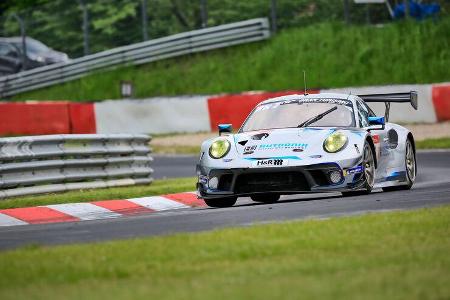 Porsche 911 GT3 R - Rutronik Racing - Startnummer #3 - Klasse: SP 9 (FIA-GT3) - 24h-Rennen - Nürburgring - Nordschleife - 03...