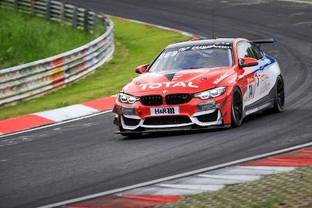 BMW M4 GT4 - Walkenhorst Motorsport - Startnummer #74 - Klasse: SP 10 (SRO-GT4) - 24h-Rennen - Nürburgring - Nordschleife - ...