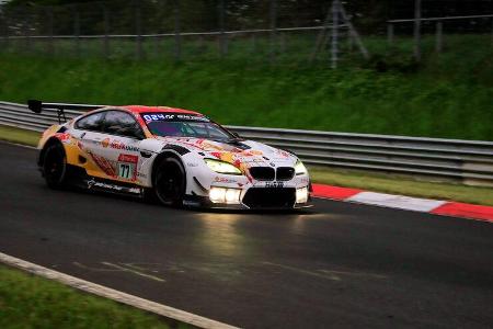 BMW M6 GT3 - BMW Junior Team - Startnummer #77 - Klasse: SP 9 (FIA-GT3) - 24h-Rennen - Nürburgring - Nordschleife - 03. - 06...