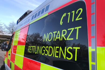 Herzinfarkt Notarzt Rettungswagen 112