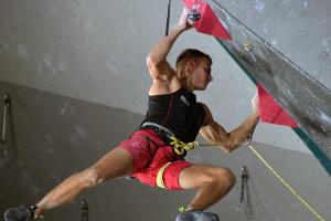 Sportklettern: DM-Titel im Bouldern für Flohe und Hönig
