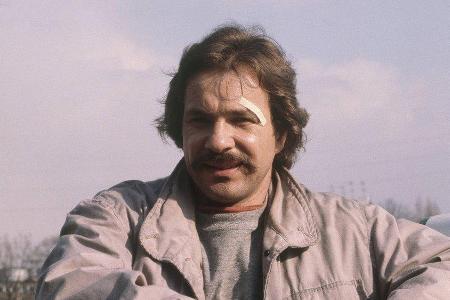 Götz George spielte im Laufe seiner Karriere in über 100 Serien und Filmen mit. Götz George spielte im Laufe seiner Karriere in über 100 Serien und Filmen mit.