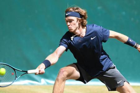 Zverev-Bezwinger Humbert und Rublew im Finale von Halle