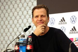 Trotz Fehlstart: Bierhoff träumt vom Titel