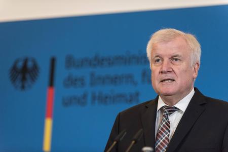 1_Seehofer Markus Heine.jpg 1_Seehofer Markus Heine.jpg