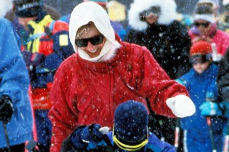Auch Skifahren brachte Diana ihren Prinzen bei.