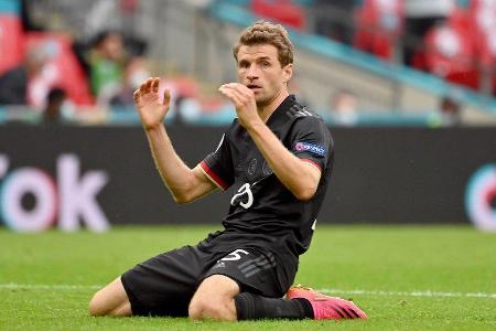 Thomas Müller nach der vertanen Chance im EM-Achtelfinalspiel.