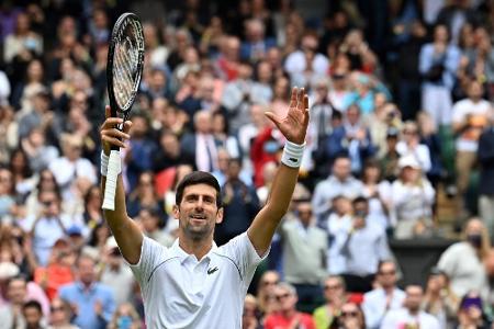 Wimbledon: Topfavorit Djokovic souverän in Runde drei Wimbledon: Topfavorit Djokovic souverän in Runde drei