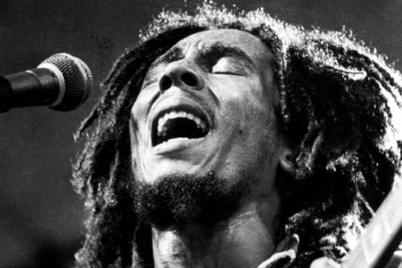 Bob Marley hat sich in die Herzen einiger Frauen gesungen