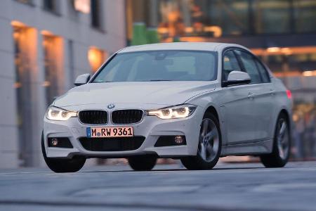 BMW 330e, Frontansicht