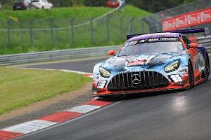 Mercedes-AMG zum Auftakt vorne