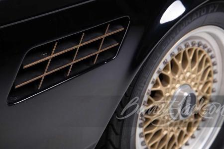 Dieser sehr bizarre Mercedes SL von 1981 wird jetzt versteigert