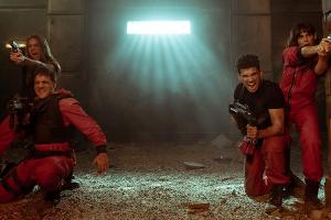 "Haus des Geldes": Erste Bilder kündigen actiongeladenes Finale an
