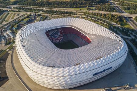 Deutschland darf bei der EM als Austragungsort nicht fehlen: Der Rasen in der Münchner Allianz Arena wird für drei Gruppensp...