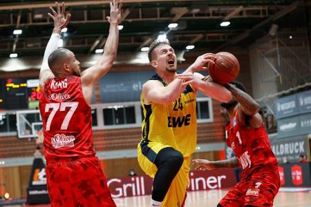 Basketball: Mahalbasic verlässt Oldenburg Basketball: Mahalbasic verlässt Oldenburg