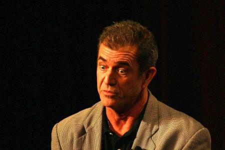 Zwei der schlimmsten Ausfälle der vergangenen Jahre leistete sich zweifelsohne Mel Gibson (61). Im Jahr 2006 warf der Schaus...