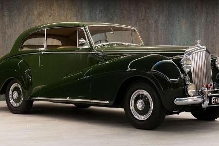 Bentley Mark VI Saloon Coupé (1952).