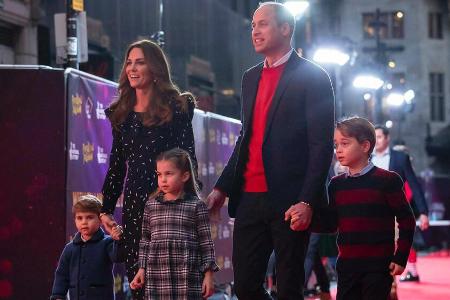 Herzogin Kate und Prinz William mit den Kindern Louis, Charlotte und George. Herzogin Kate und Prinz William mit den Kindern Louis, Charlotte und George.