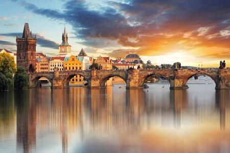 Platz 5: Als beliebtes Touristenziel in Osteuropa ist Prag besonders gut mit dem Zug zu erreichen. Viele Grünflächen sorgen ...