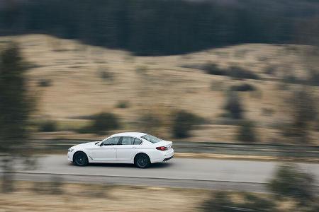 BMW 545e xDRIVE