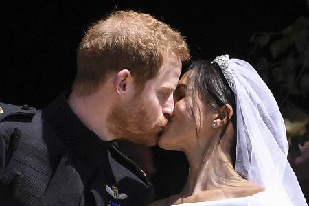 Prinz Harry Herzogin Meghan Liebe Kuss Hochzeit Prinz Harry Herzogin Meghan Liebe Kuss Hochzeit
