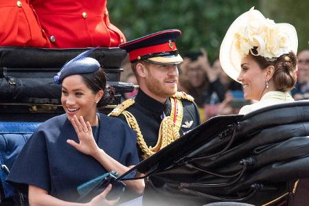 Herzogin Meghan Prinz Harry Trooping the Colour