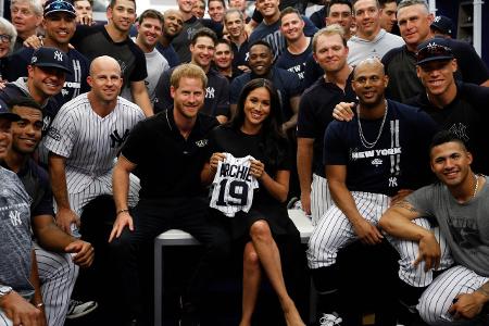 Prinz Harry und Herzogin Meghan Baseball Yankees