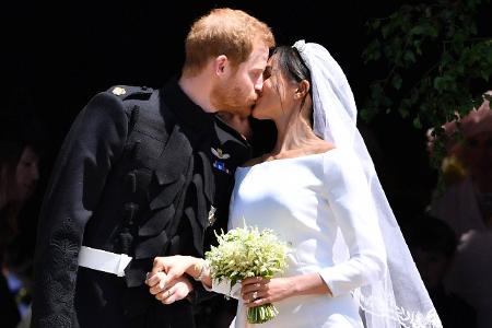 Prinz Harry und Herzogin Meghann Hochzeit Kuss