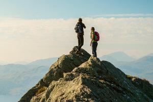 Sicheres Wandern: Die besten Tipps, um Unfälle zu vermeiden