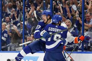 NHL: Tampa fertigt Islanders mit 8:0 ab