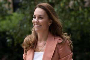 Herzogin Kate strahlt im schicken Casual-Look