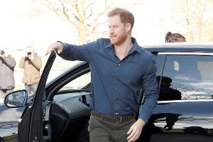 England-Reise: Zu dieser Verwandten zieht Prinz Harry